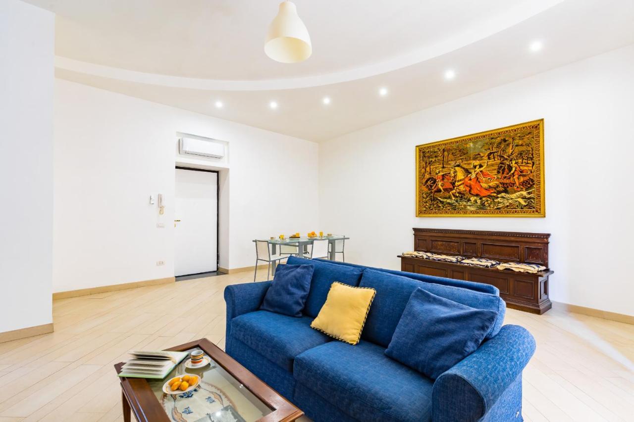 Apartment With Balcony In Palazzo Diaz By Wonderful Italy Neapol Zewnętrze zdjęcie